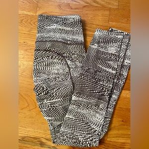 Lululemon fast and free leggings 4 print